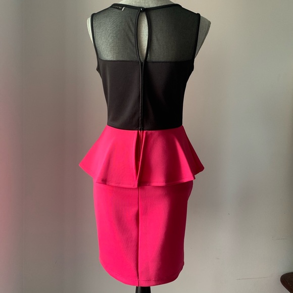 Pink and Black mesh cut out peplum dress - Picture 5 of 6